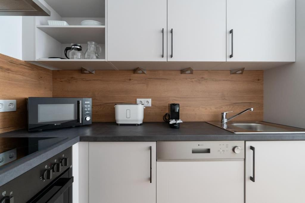 1Br Haven With Swift City Access By Hm Wien Exteriör bild